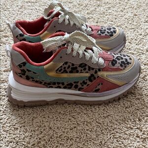 Blowfish Malibu Leo Sneaker